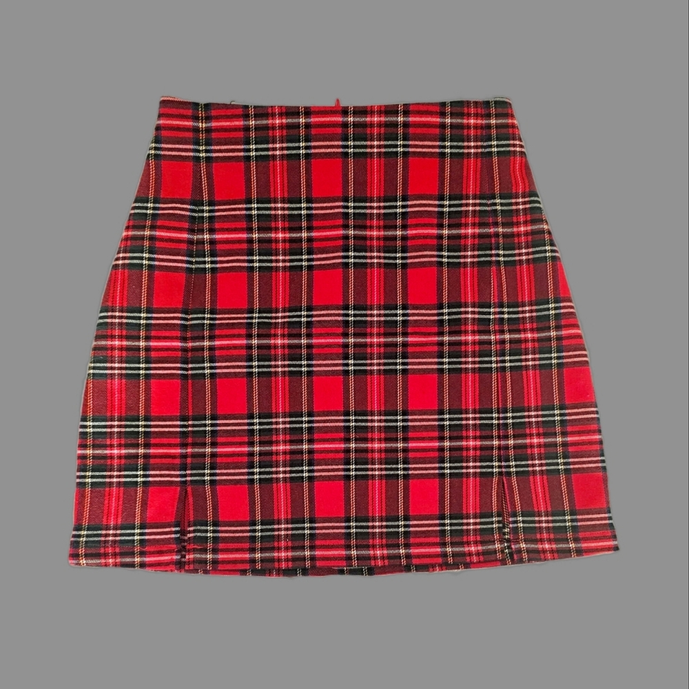 Brandy Melville Plaid Cara Skirt